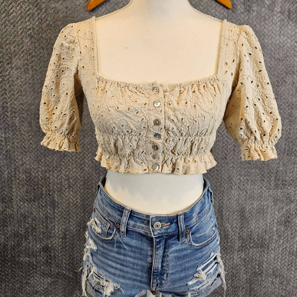 Urban Outfitters Cream Eyelet Smocked Button Front Puff Sleeve Crop Top XS